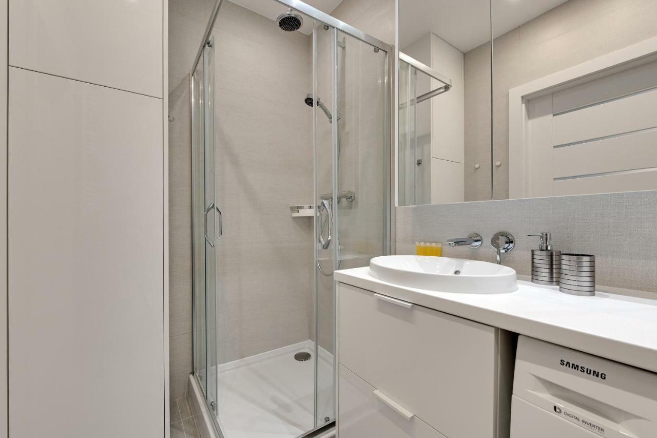 Luxury Voyage Apartments + Extra Bikes グダニスク エクステリア 写真